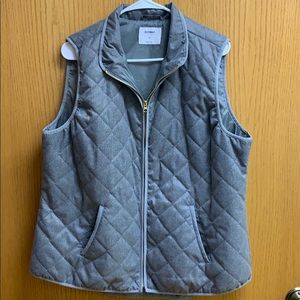 Old Navy XL Grey Quilted Vest